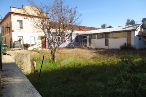 complesso - TERRENO EDIFICABILE THIENE (VI) CENTRO 